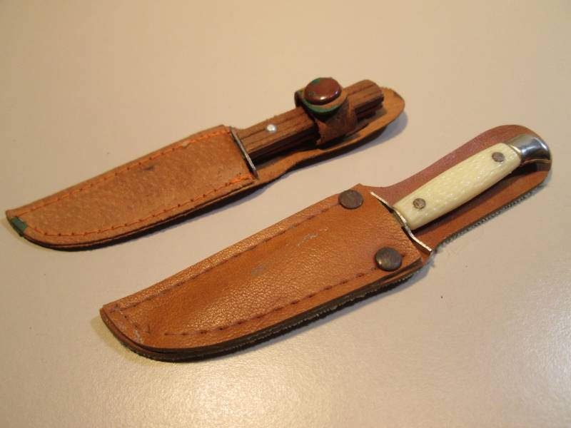 lot 149 image: 2 Vintage Mini Knives with Sheathes...