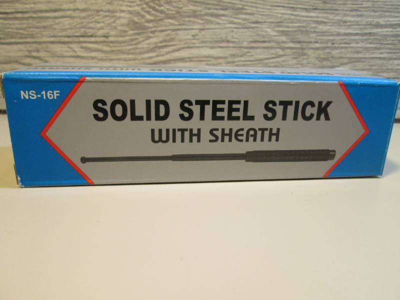 lot 153 image: 16 Metal Telescoping Police Baton ...