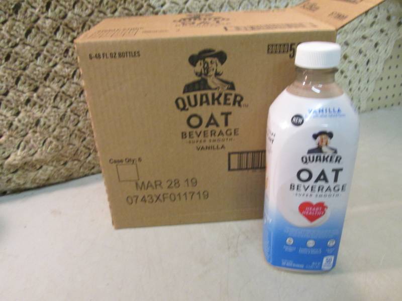 lot 166 image: Case of 6 Bottles of Quaker Vanilla...