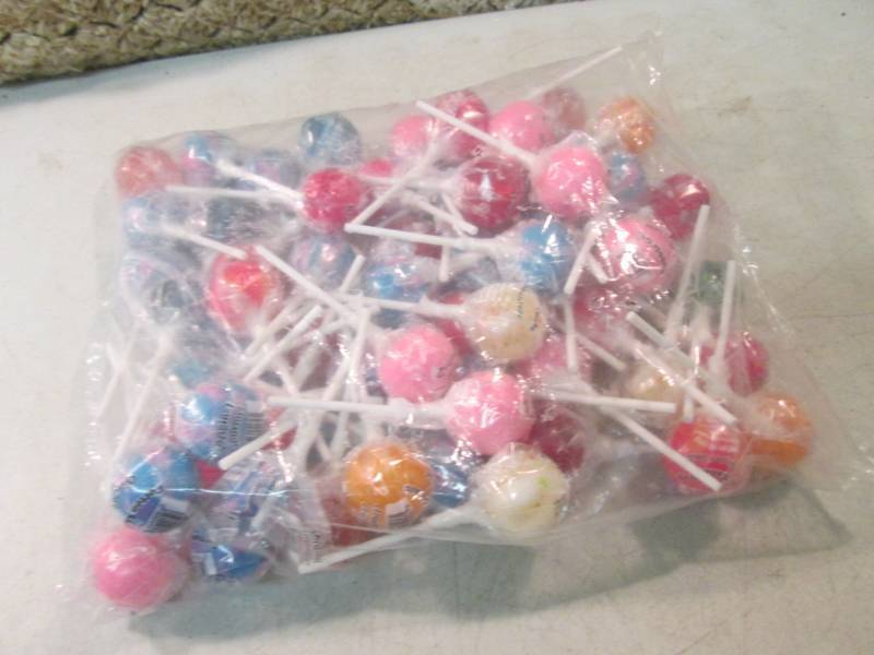 lot 217 image: Bag of 60 Original Gourmet Lollipop...