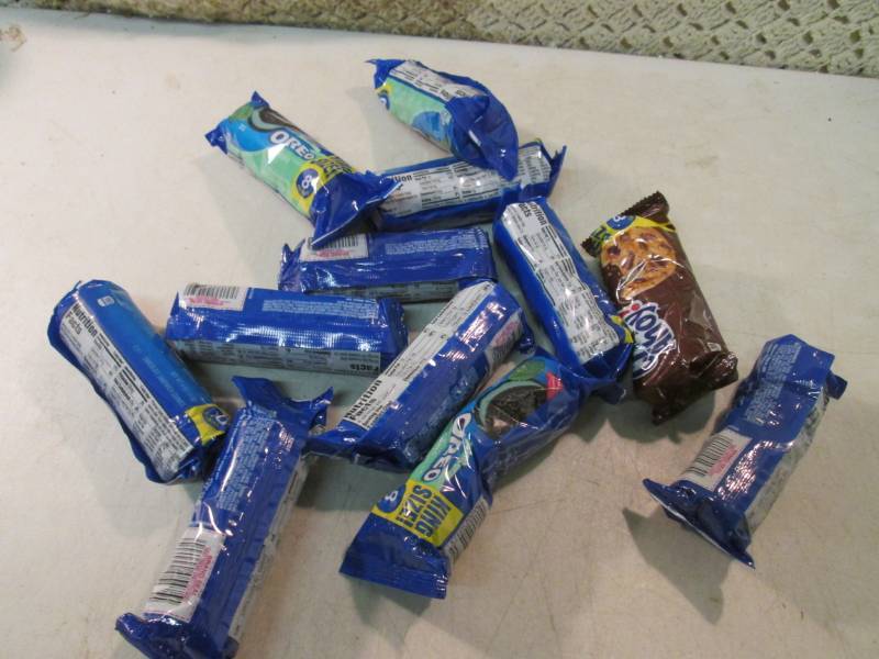 lot 232 image: 12 Assorted Packs of Cookies Best b...