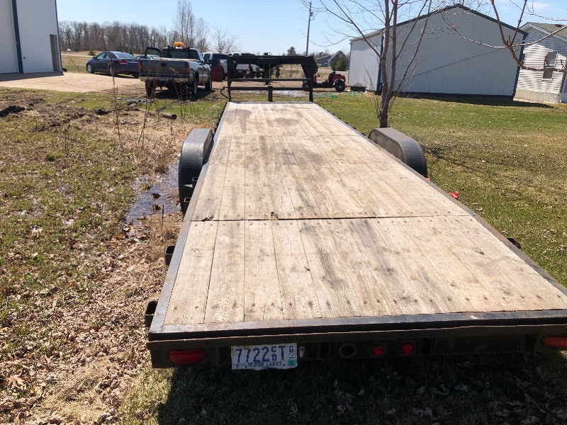33ft Gooseneck Trailer