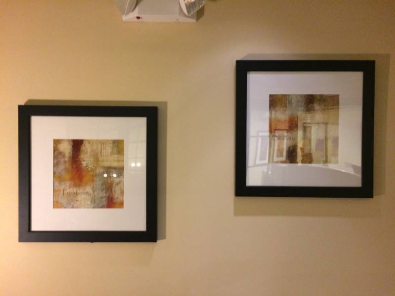 lot 18 image: Pair Of Matching&nbspSmall Contemporary Artwork - Excellent Condition