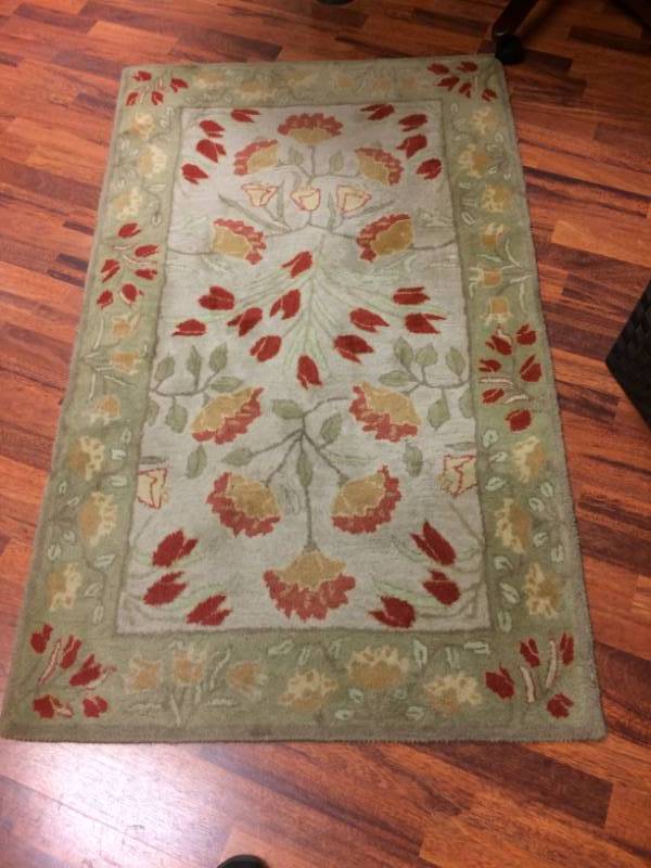 lot 23 image: Pottery Barn Woolmark Handtufted Wool Rug 3 x 5 Adeline - Excellent Condition