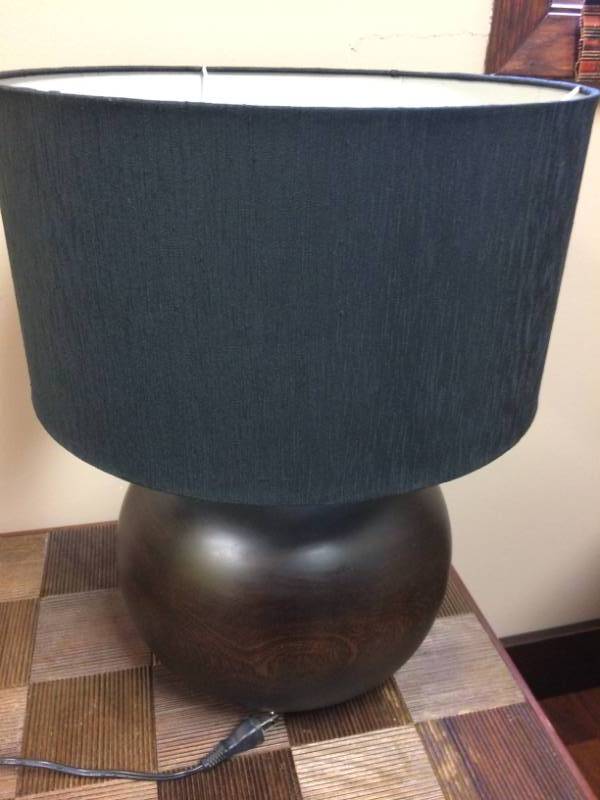 lot 35 image: Purchased At Bachmans Contemporary Wood Table Lamp With Black Drum Shade - Excellent Working Condition