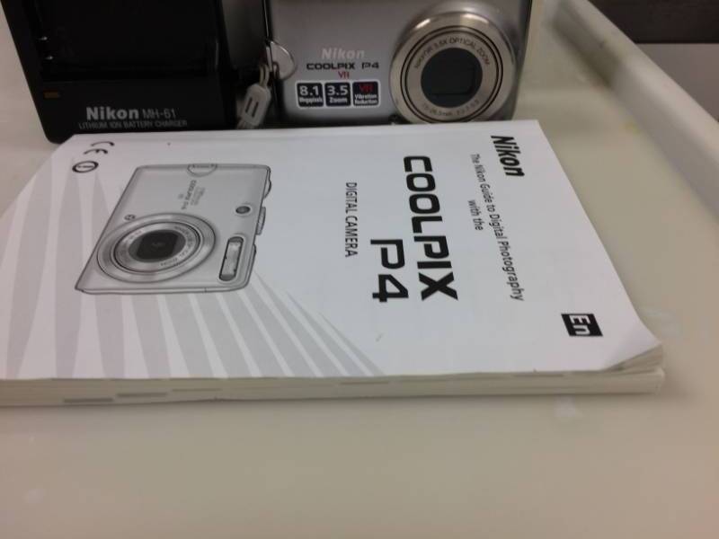 lot 67 image: Nikon Coolpix P4 Camera Great Working Condition