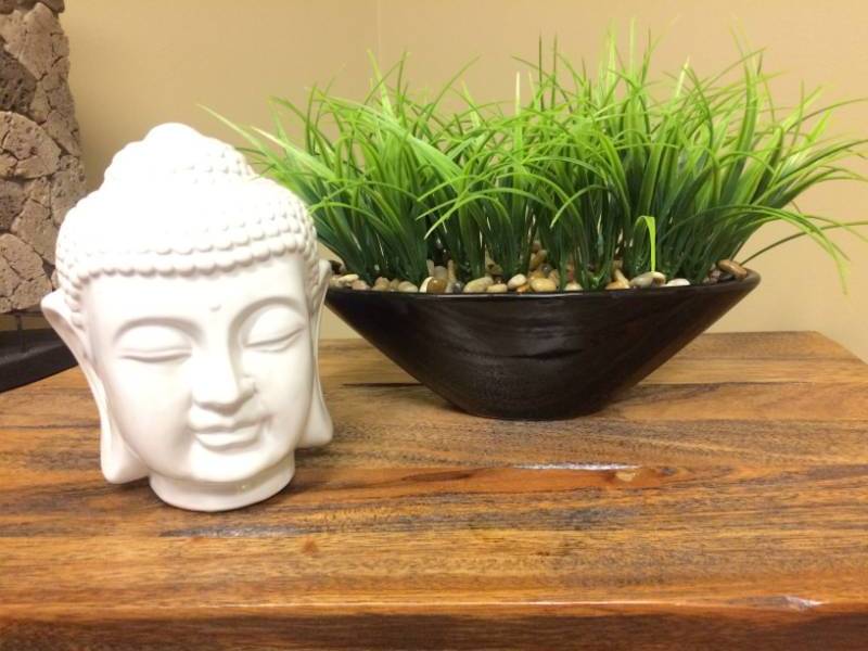 lot 120 image: Buddha Bust & Artificial Planter Pot - Excellent Condition
