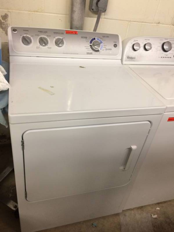 lot 127 image: GE Front Load Dryer - Good Working Condition (Is Currently Being Used)