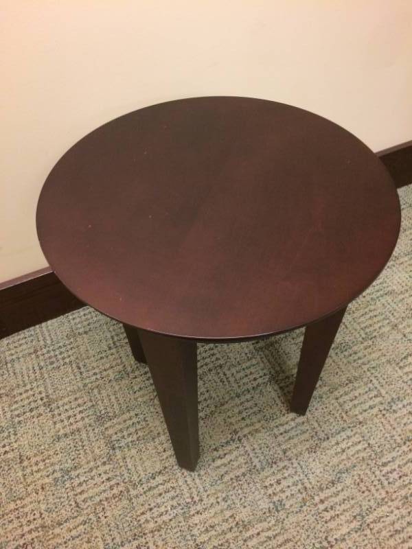 lot 141 image: MSRP $1200 Intregra Seating Co A-Table Custom Dark Hard Maple 18x21 Round Side Lamp Table With Cove Edge & Taper Legs - Lifetime Warranty - Excellent Condition