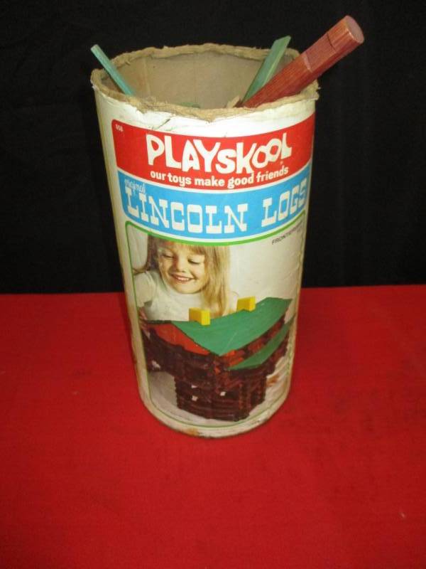 Lincoln Logs