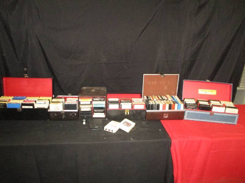 Holy Cow look at all these Vibtage 8-Tracks Lots of Great Artists