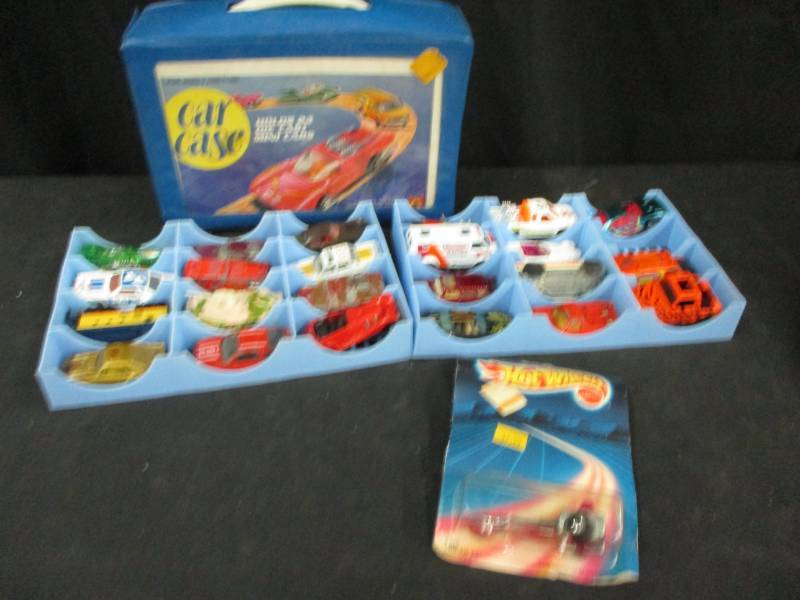 MatchboxHotwheels  collector cars and case