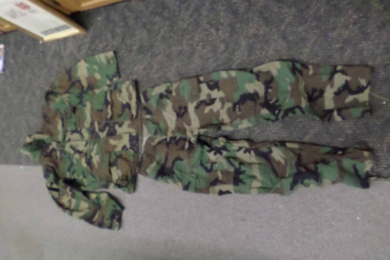 Vintage Army Combat Woodland Camouflage Uniform-ML Coat, MR Pants