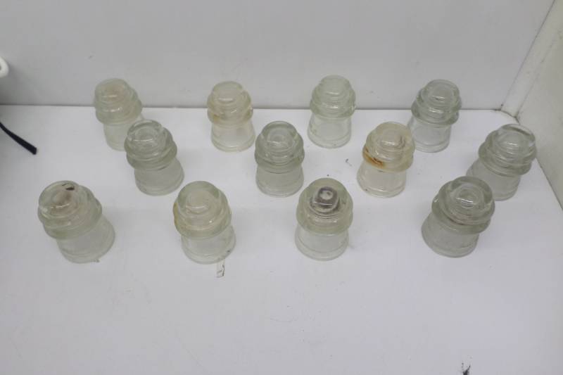 12 Insulators