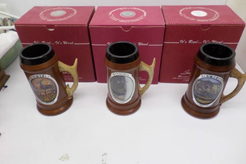 3 Schmidts Wooden Steins Black Bear 1327, Autumn Buck 1327, Northern Timberwolf 4045