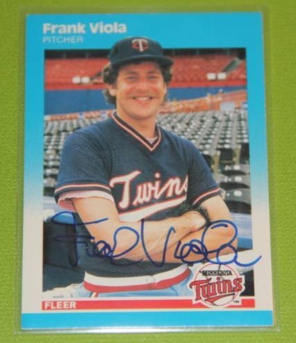 lot 11 image: 1987 Fleer Frank Viola In Person Auto