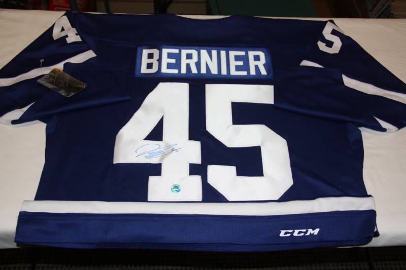 jonathan bernier jersey