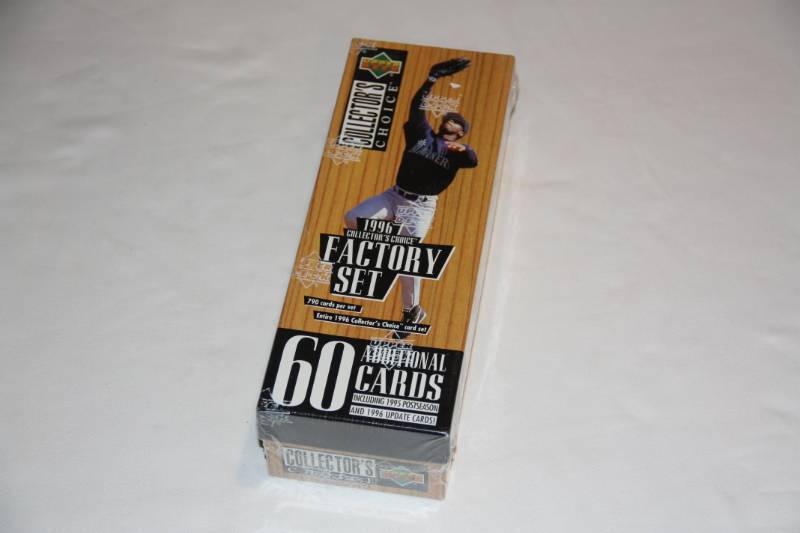 lot 80 image: 1996 Collectors Choice Baseball Factory Sealed Complete Set