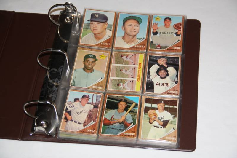 lot 84 image: 1962 to 1963 Topps Baseball Card Lot  63 Cards