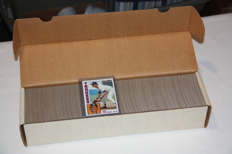 lot 135 image: 1984 Topps Hand Collated Complete Set Don Mattingly Rookie