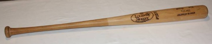 lot 139 image: Louisville Slugger P72 Professional Model Wood Bat HOLMES
