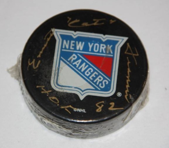 lot 145 image: Emile Francis New York Rangers Hockey Puck Auto
