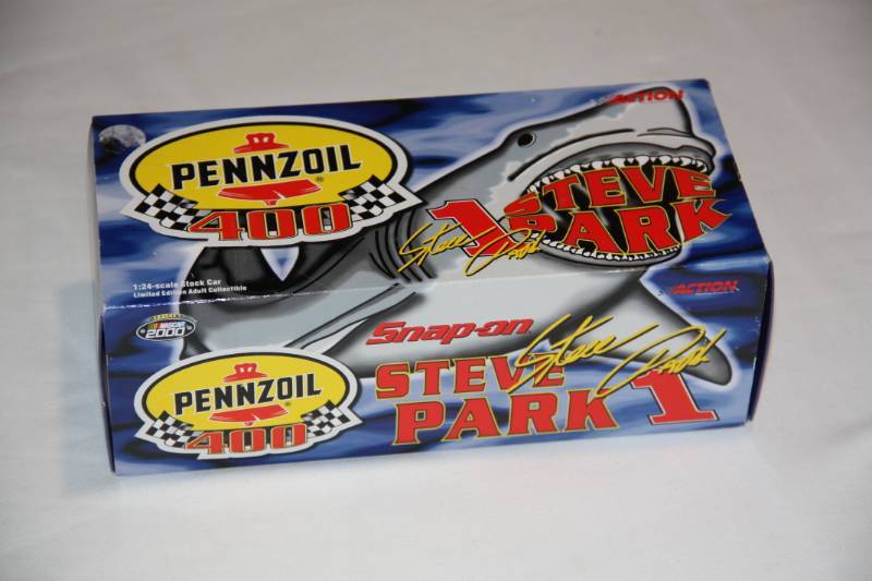 lot 160 image: Steve Park Action Racing 124 Car 1999 Monte Carlo