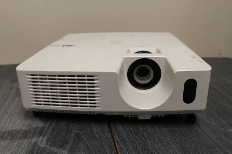 lot 9 image: XGA Conference Room Projector, 3 M X 46 Projector
