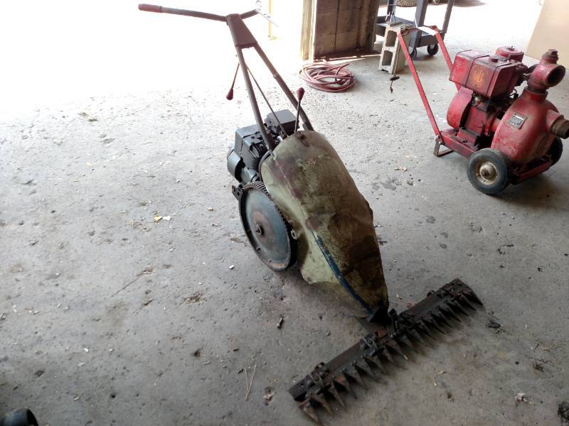 lot 18 image: Jari Sickle Mower, 36 Blade, 5 hp...