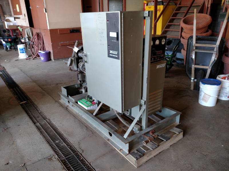 lot 19 image: Winco Generator Set, Model APS35000...