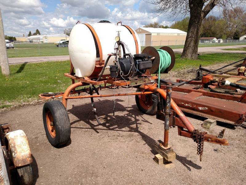 lot 10 image: 12 Boom Sprayer, 150 Gallon Tank, ...