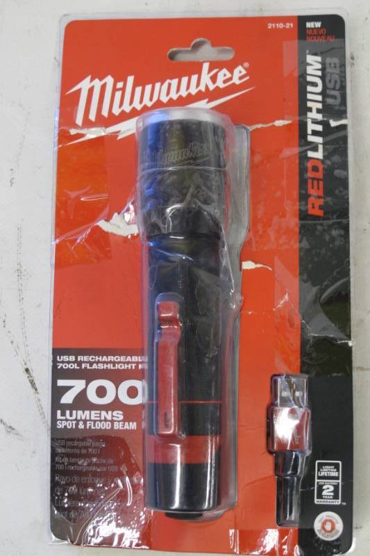 lot 113 image: Milwaukee 700-Lumen LED Rechargeable Aluminum Flashlight