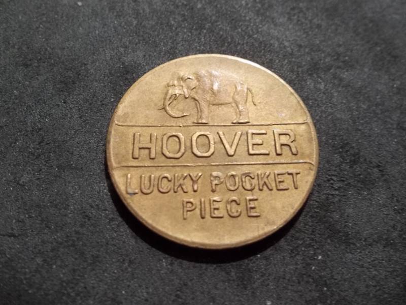 lot 70 image: 1933 Herbert Hoover Lucky Pocket Piece