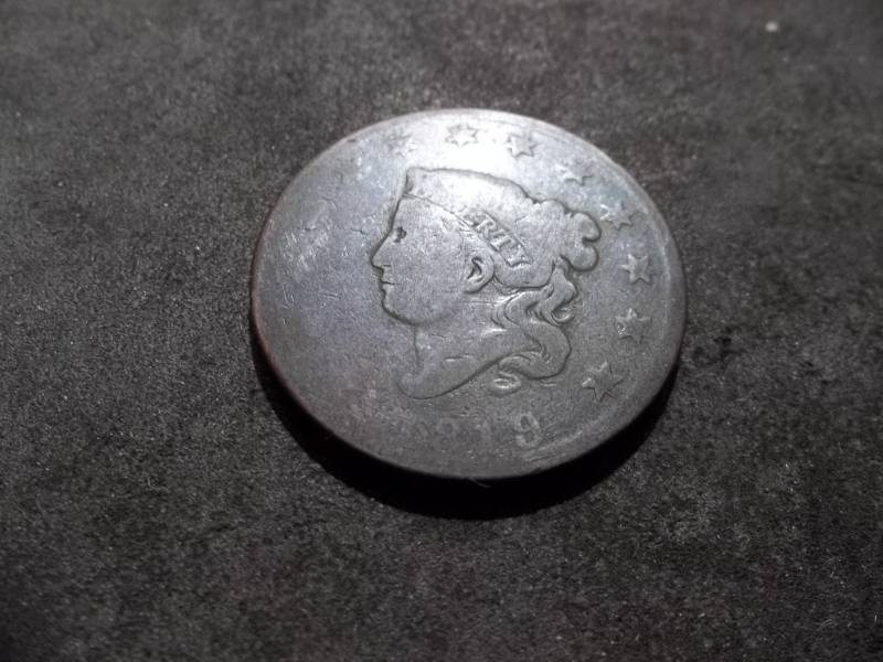 lot 122 image: 1819 Large Cent