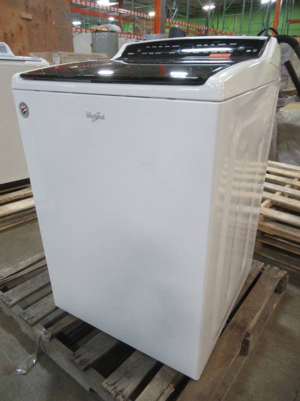 lot 47 image: Whirlpool 5.3-cu ft High-Efficiency Top-Load Washer (White) ENERGY STAR - While Supplies Last WTW8040DW - Slightly Used