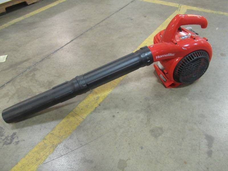 lot 7 image: Homelite 150 MPH 400 CFM 2-Cycle Handheld Gas Leaf Blower, UT09526B - NEW