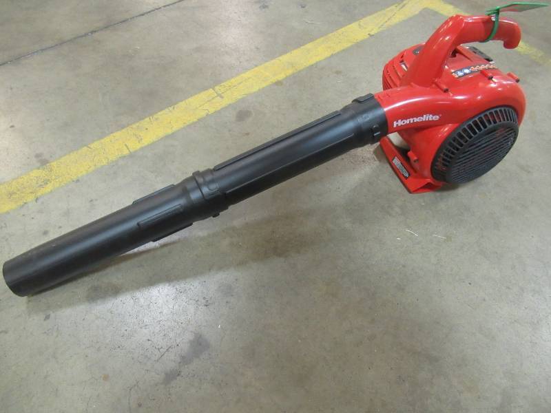 lot 9 image: Homelite 150 MPH 400 CFM 2-Cycle Handheld Gas Leaf Blower, UT09526B - NEW
