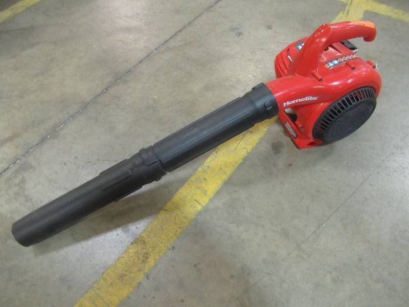 lot 10 image: Homelite 150 MPH 400 CFM 2-Cycle Handheld Gas Leaf Blower, UT09526B - NEW