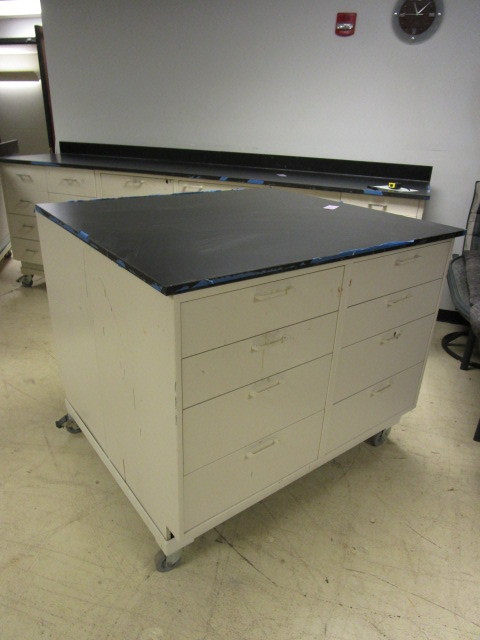 lot 902 image: MOBILE WORK ISLAND WITH DRAWERS