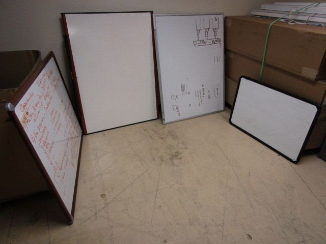 lot 105 image: WHITE BOARDS
