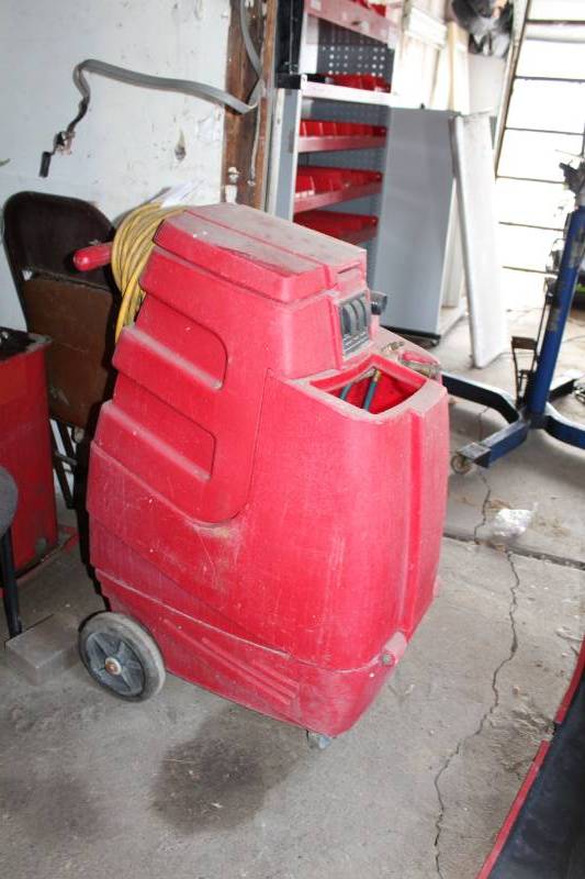lot 13 image: Portable VacuumPumpHeater