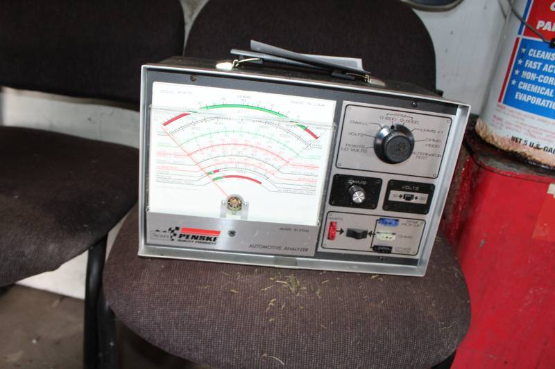 lot 180 image: Sears Penske Professional Automotive Analyzer