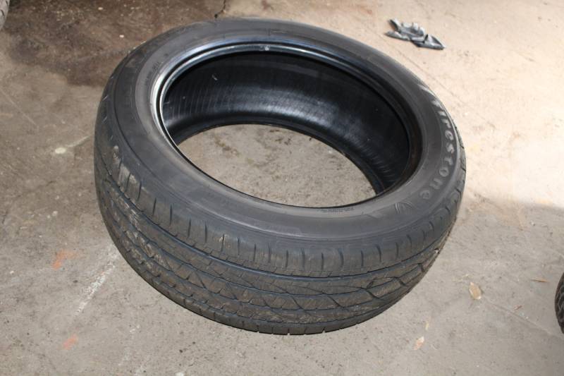 lot 22 image: Firestone Destination P26550R20 Passenger Car Tire