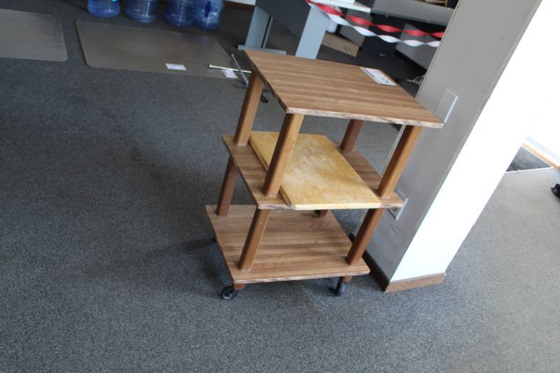 lot 85 image: 3-Tier Rolling Office Cart