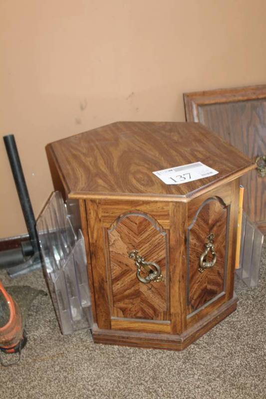 lot 137 image: Wood Lamp Table with Storage
