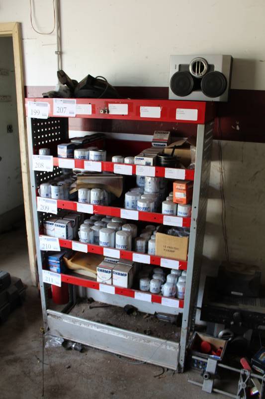 lot 199 image: Parts Shelf