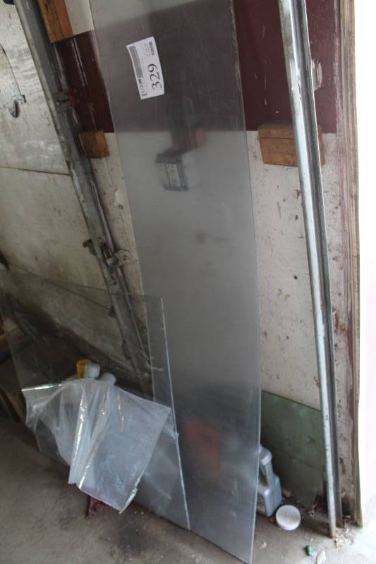 lot 329 image: Lot of (2) Plexiglass Sheets