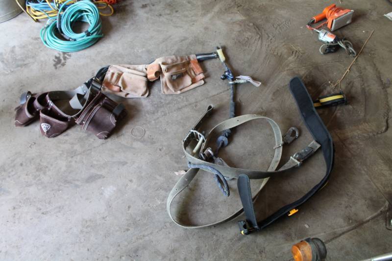 lot 379 image: Tool Belts