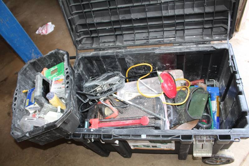 lot 378 image: Screws, Fasteners, Drill Bits, Detail Sander, 6in. Circular Saw, And More Hand Tools, Hardware