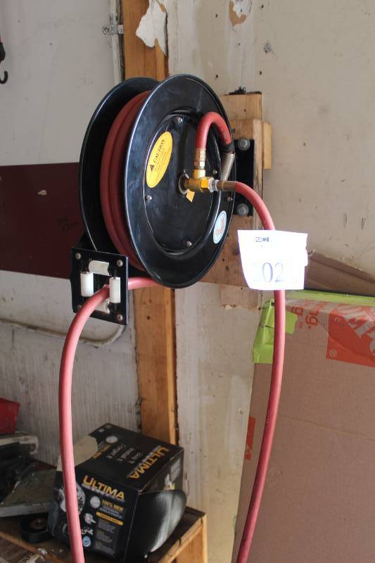 lot 202 image: Air Hose Reel